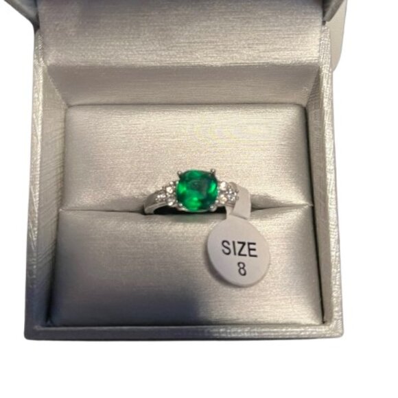 NWT Cushion Cut Emerald & Diamond (simulated) Silver Ring - Picture 1 of 2